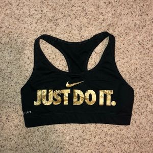 Nike Pro Sports Bra